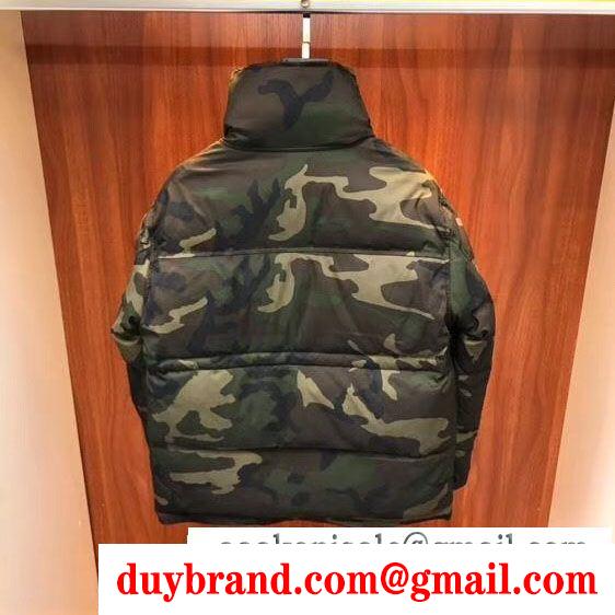 SUPREME シュプリーム 秋のお出かけに最適 品質高き人気アイテム 気に入った商品 ずっと愛用したいアイテム