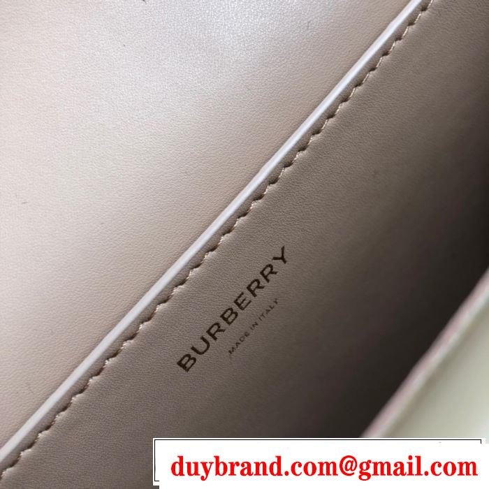 素敵カジュアルの春夏コレクション レディースバッグ  新作コレクションを見る バーバリー BURBERRY 2019年の春夏に着たい