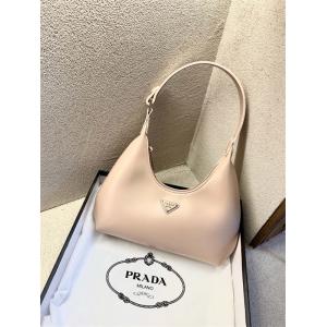 Túi xách bán nguyệt PRADA 2022 Sản phẩm mới  cross body bag Hàng hiệu siêu cấp