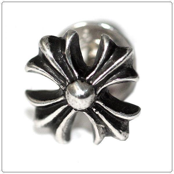Hoa tai Chrome Hearts #2 Plus Studs: CE5: Amsonline Store -Mail Đơn đặt hàng