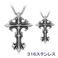 Vòng cổ nam chrome trái tim -phong cách chéo chéo bằng thép không gỉ dị ứng gothic
