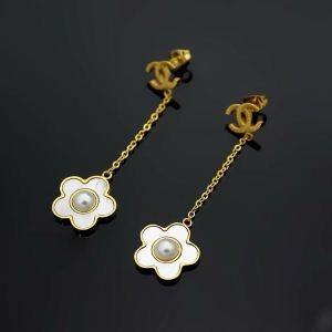 18p ♡ Pierce Camellia x Resin ...