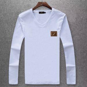 Mới đến mới Men V -Neck Face Effect