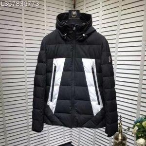 Moncler Moncler Sản phẩm phổ biến!