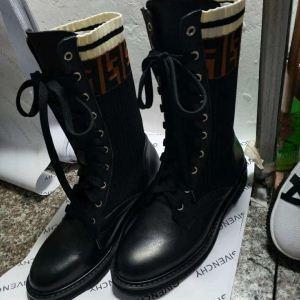Fendi Fendi Các mặt hàng tiêu chuẩn phổ biến Boots có các mặt hàng nổi bật với Người nổi tiếng Patriot _ Fendi Fendi_ Thương hiệu giá rẻ 