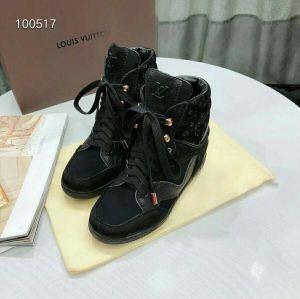 Giày LV nữ hàng giới hạn Light Mùa đông Sneaker Louis Vuitton giá ưu đãi mới 