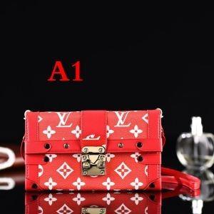 Louis Vuitton Louis Vuitton iP...