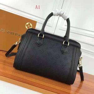 TÚi xách LOUIS VUITTON nữ Option 4 -Color sản phẩm được yêu thích có sức hút kỳ diệu 