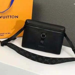 Tác phẩm mới nhất của Louis Vu...