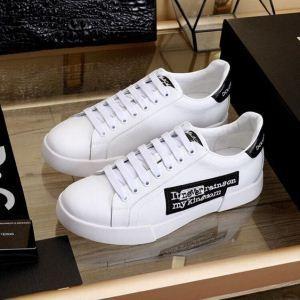 Dolce & Gabbana khuyến nghị mù...