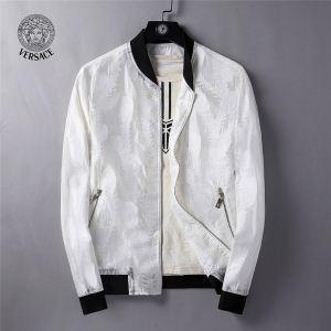 Một viên ngọc có cảm giác về Versace Versace sang trọng Blouson Bạch cầu trẻ đặc biệt này không khí trẻ trung này_ Versace Versace_ Thương hiệu giá rẻ 
