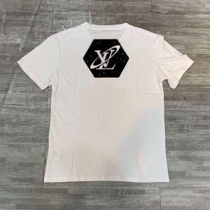 Louis Vuitton phổ biến Louis V...