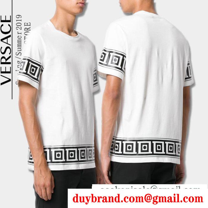 2019春夏トレンドNO1 人気沸騰中 超大特価 大人気 versace ヴェルサーチ 半袖tシャツ 2色可選