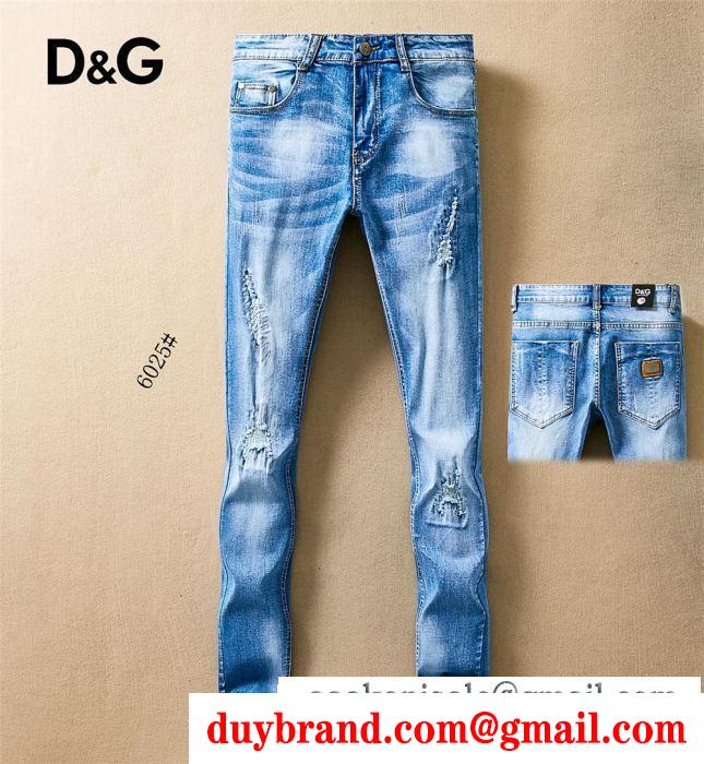 デニムパンツ  抜け感のあるスタイルが完成 ドルチェ＆ガッバーナ Dolce&Gabbana 着回し力抜群のシンプル 