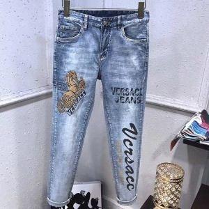 Versace Vật phẩm tuyệt vời của...