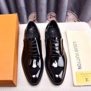 Hàng da đẹp năm 2019 Giày da hai màu Louis Vuitton đặc biệt là vào mùa xuân / hè của mùa xuân / mùa hè Louis Vuitton Louis Vuitton_ Thương hiệu giá rẻ 