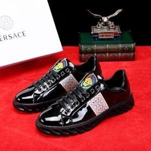 Giá trị đáng ngạc nhiên bán hiệu ứng trượt đẹp Versace Versace Đàn ông giá rẻ Giày thể thao bình thường màu đen
