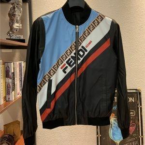 Fendi Fendi 2 Lựa chọn màu Blouson 2019 Mùa xuân / Mùa hè 2019 Các mặt hàng đáng lo ngại nhất về thời trang _ Fendi fendi_ Thương hiệu giá rẻ (Lớp lớn nhất của )