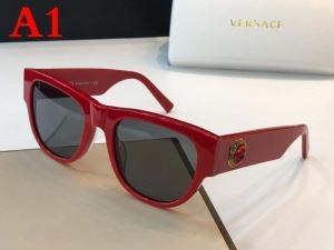 Thương hiệu Kính râm Versace V...