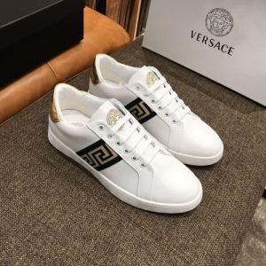 2019 Đầy đủ các mặt hàng hợp thời trang Versace Versace Giày thường