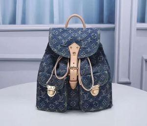 Bộ sưu tập Louis Vuitton Monogram Louis Vuitton Backpack Hải quân giá rẻ, v.v.