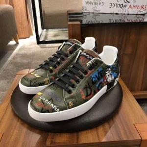 Giày thông thường của Dolce & Gabbana Dolce & Gabbana, rất phổ biến với các nhà cung cấp nổi tiếng hiện được đề xuất tọa độ phổ biến trong mùa 2019