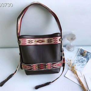 Bộ sưu tập Dior Dior Bag Ladies Bag Bag Fashion Fashion đến Susumu.