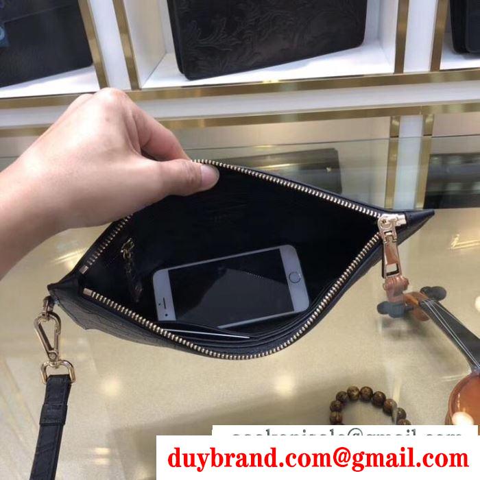 セレブにも愛用商品 ヴェルサーチ large versace vintage logo leather pouch クラッチバッグ メンズ スーパーコピー 激安