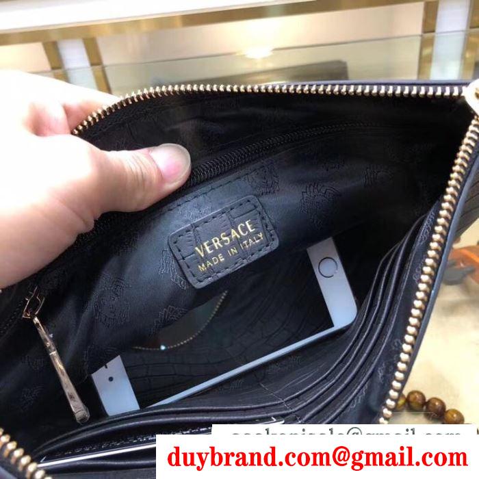 セレブにも愛用商品 ヴェルサーチ large versace vintage logo leather pouch クラッチバッグ メンズ スーパーコピー 激安