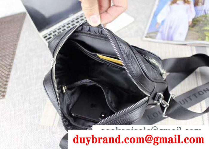 最新の注目された人気コレクション ルイ ヴィトン コピー 激安 louis vuitton メンズ ショルダーバッグ ブラック ロゴディテール