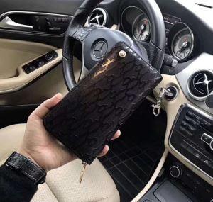 Versace Versace Wallet Zipper Bộ sưu tập ví dài logo màu đen mới