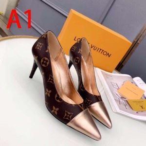 Giày Ladies Louis Vuitton 2019...