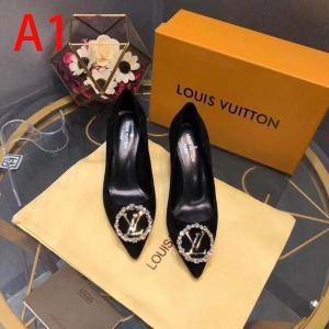 Louis Vuitton Louis Vuitton Bơ...