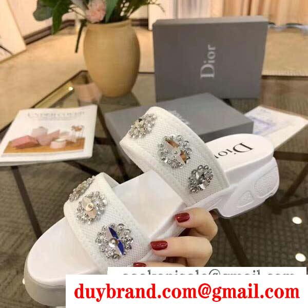 ディオール サンダル コピー 2019春夏で注目度が一番高いコレクション dior カジュアル コーデ 日常 ３色選択可 最安値