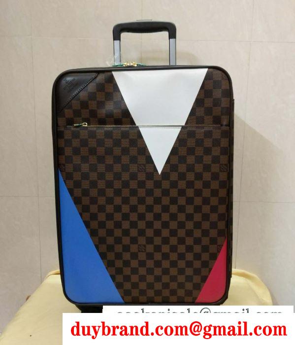 ルイ ヴィトン LOUIS VUITTON  トランク  2019春新色コスメ人気ブランド  抜け感のあるスタイルが完成