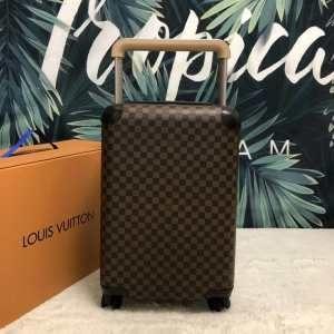 Bộ sưu tập Louis Vuitton 2019S...
