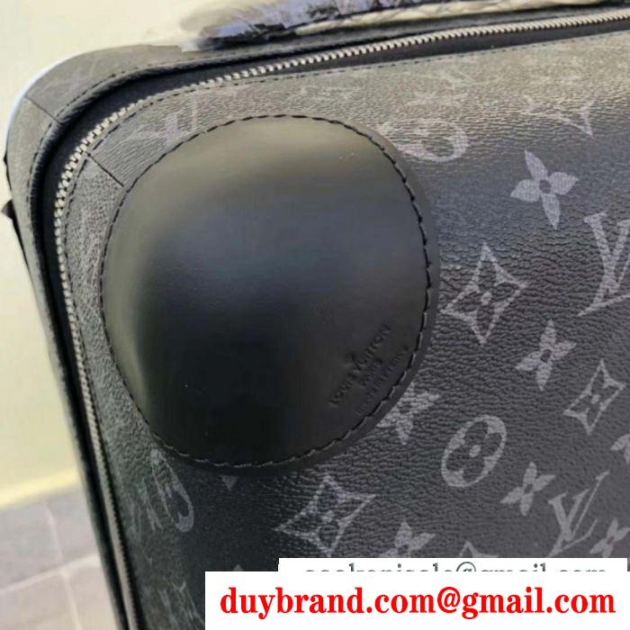 ルイ ヴィトン LOUIS VUITTON  トランク  2019春新色コスメ人気ブランド  抜け感のあるスタイルが完成