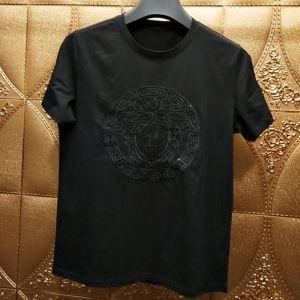 Tay áo ngắn T -Shirt tận hưởng thời trang của mùa xuân và mùa hè trong thời trang mùa xuân / hè 2019 Versace Versa_ Versace Versa_ Thương hiệu giá rẻ 