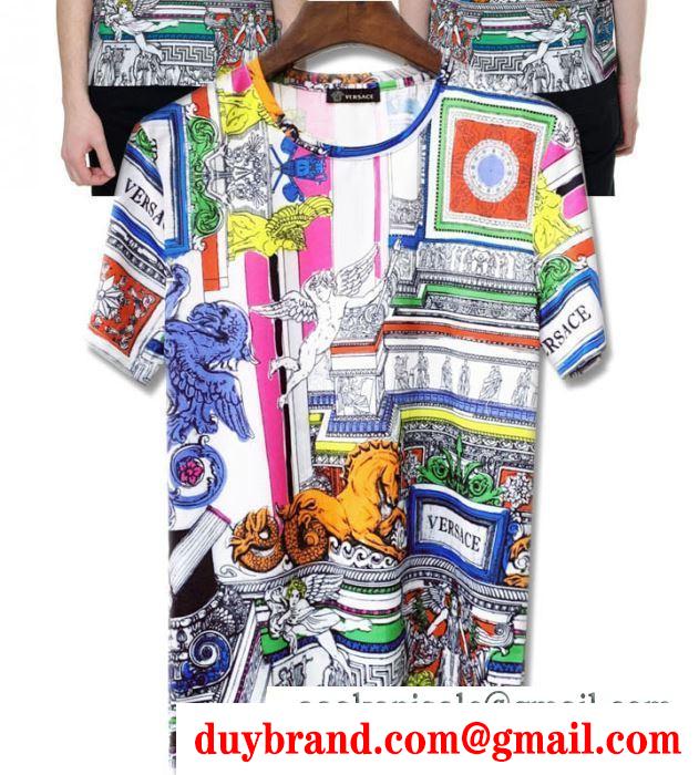 2019春夏の流行をチェック  半袖Tシャツ セレブや芸能人からも愛用  ヴェルサーチ VERSA
