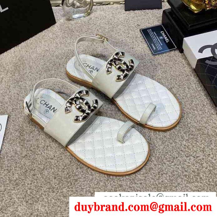  レディース サンダル 今季で一番流行っているアイテム コピー chanel matelasse マトラッセ ホワイト 最低価格