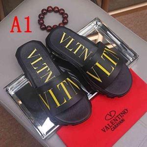 2 Lựa chọn màu sắc Valentino 2...