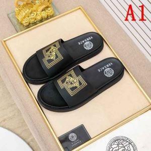 Đặc biệt là trong chủ đề nóng mùa xuân / mùa hè của đôi dép mùa hè mới mùa hè mới 2019SS vật phẩm mới phổ biến Versace Versace năm nay Versace_ Versace Versace_ Thương hiệu giá rẻ 