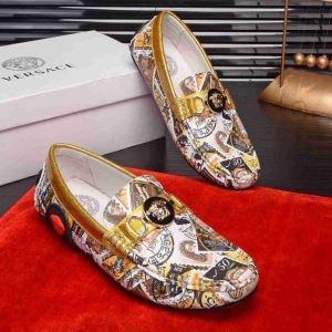 Bộ sưu tập mới nhất của xu hướng 2019 Versace Versace Giày thông thường mùa xuân / mùa hè mới