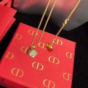 Vòng cổ Dior Dior Dior 2019 Thời trang thời trang mới nhất đầy những cảm xúc hợp thời trang _ Dior Dior_ Thương hiệu giá rẻ 