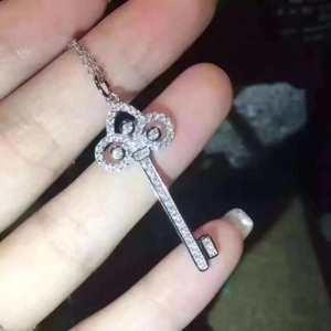Vòng cổ Tiffany Tiffany & Co Mức độ thời trang bùng nổ nhất của thời trang bùng nổ trong thời trang mùa xuân / hè 2019 UP_ Tiffany Tiffany & Co_ Thương hiệu giá rẻ 