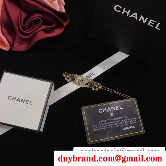 ブローチ 注目ブランドは2019最新 人気ファッション雑誌でも掲載  chanel