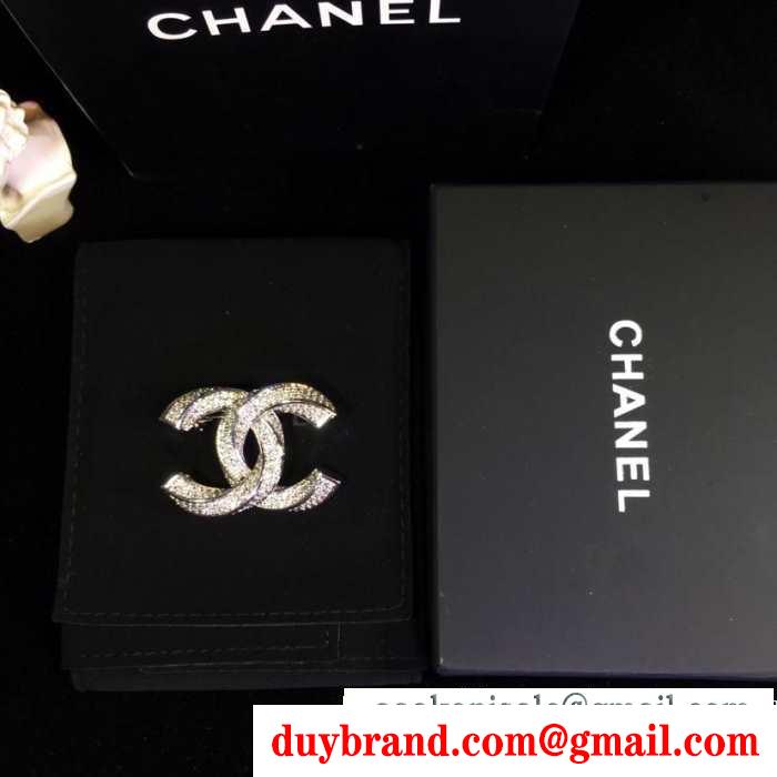 季節感もプラス2019新作 人気ブランド春夏の新作が続々登場  chanel ブローチ