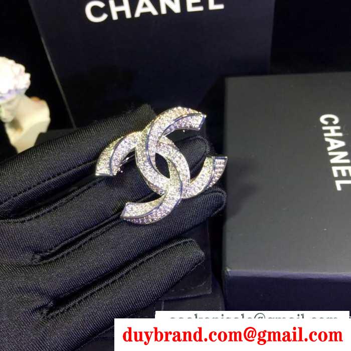 季節感もプラス2019新作 人気ブランド春夏の新作が続々登場  chanel ブローチ