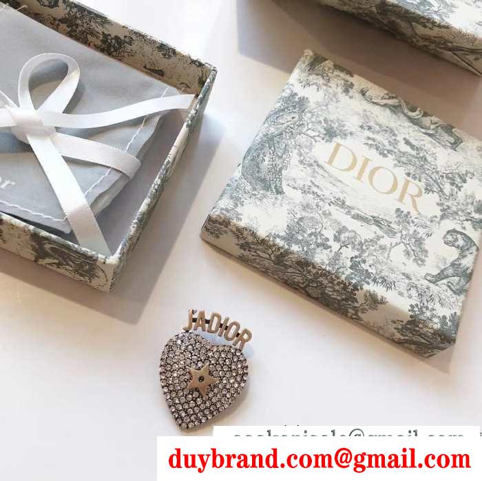 季節感もプラス2019新作 人気沸騰中！おしゃれ新品 ディオール dior ブローチ