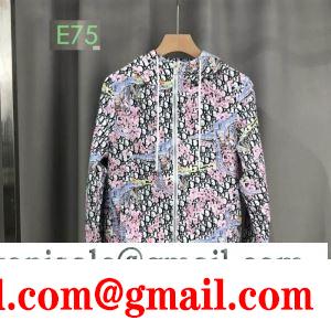 秋冬ファッションのマストアイテム   ディオール DIOR 秋冬ファッションの幅が広がる パーカー 2019秋冬の必需品 程よい抜け感を演出